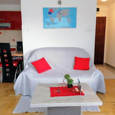 Apartamento Good Host Banja Luka Exterior foto